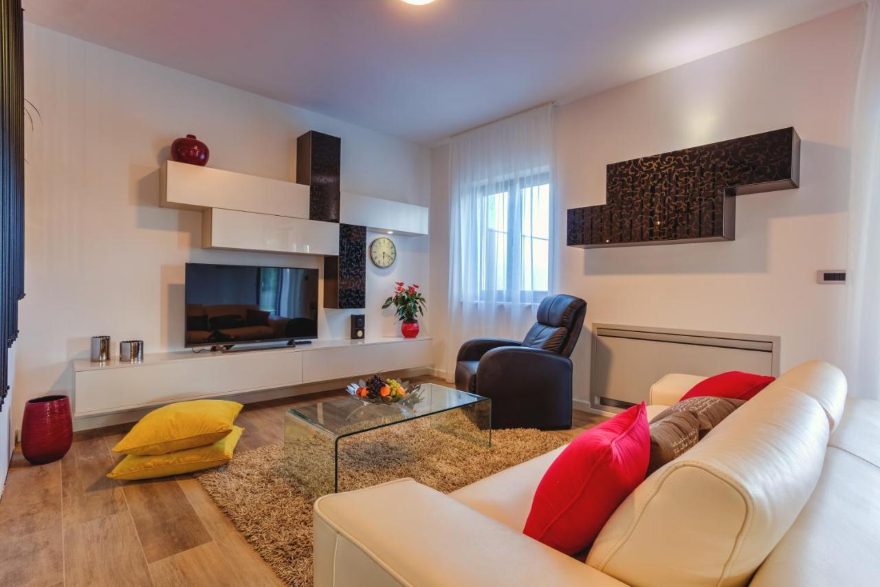 Villa Flora Vabriga Tar-Vabriga Εξωτερικό φωτογραφία