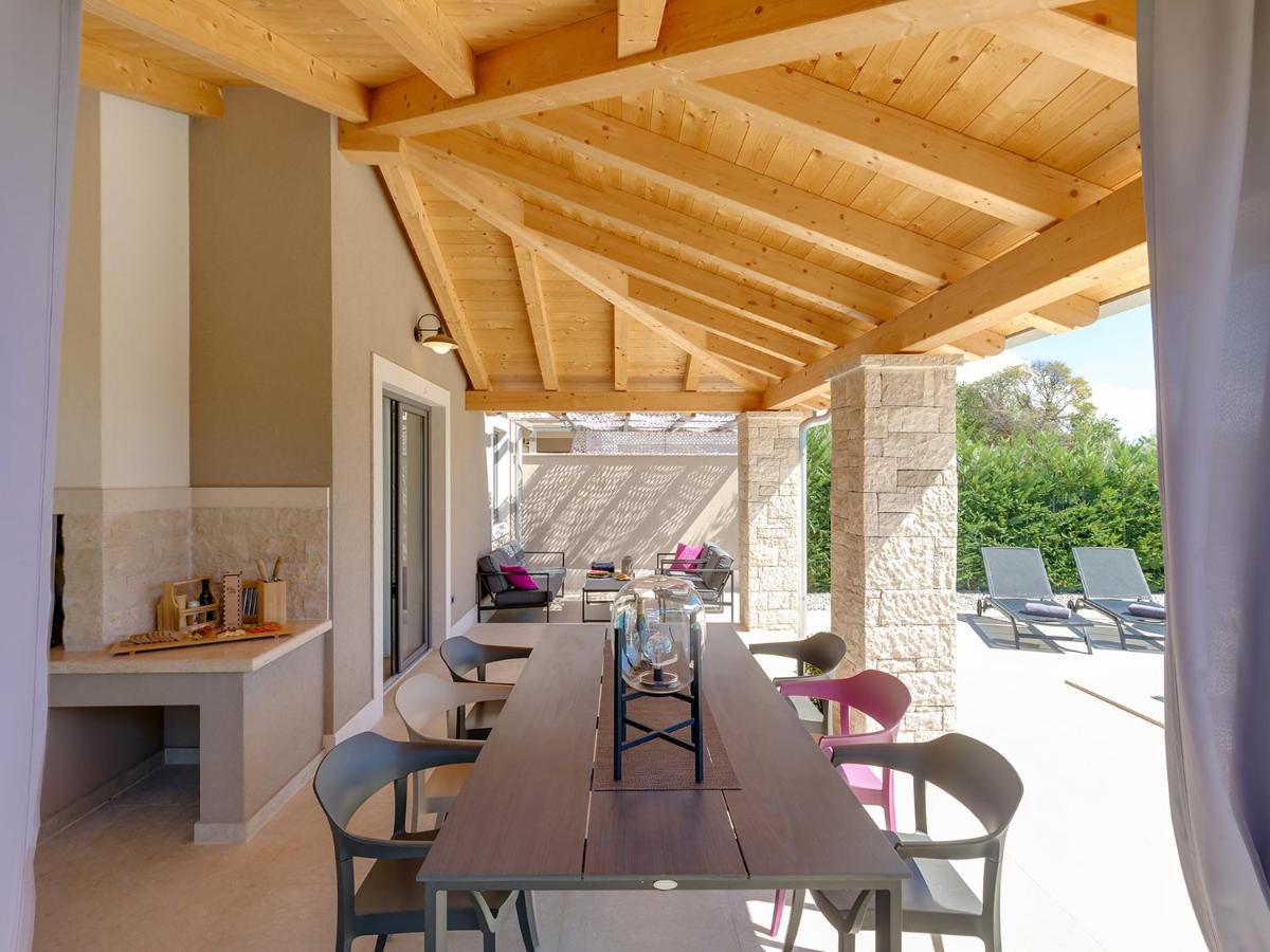 Villa Flora Vabriga Tar-Vabriga Εξωτερικό φωτογραφία