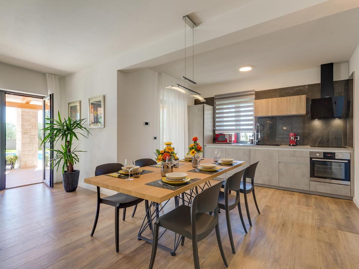 Villa Flora Vabriga Tar-Vabriga Εξωτερικό φωτογραφία
